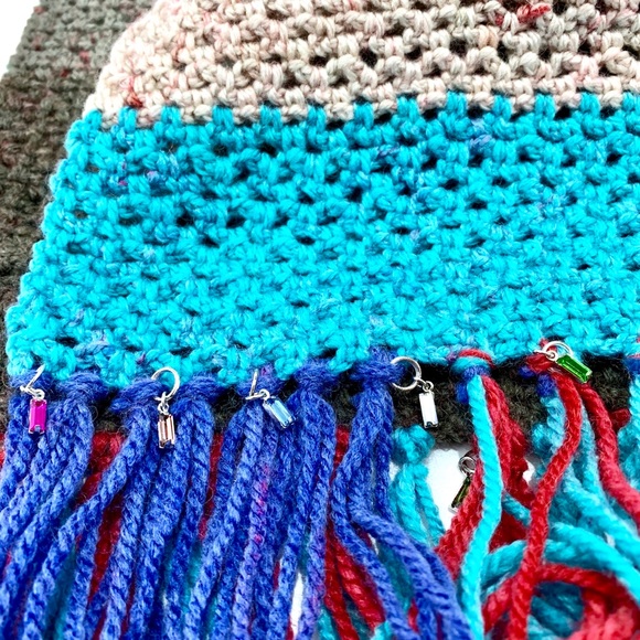 Knitted Scarf Multi Color - Picture 5 of 6